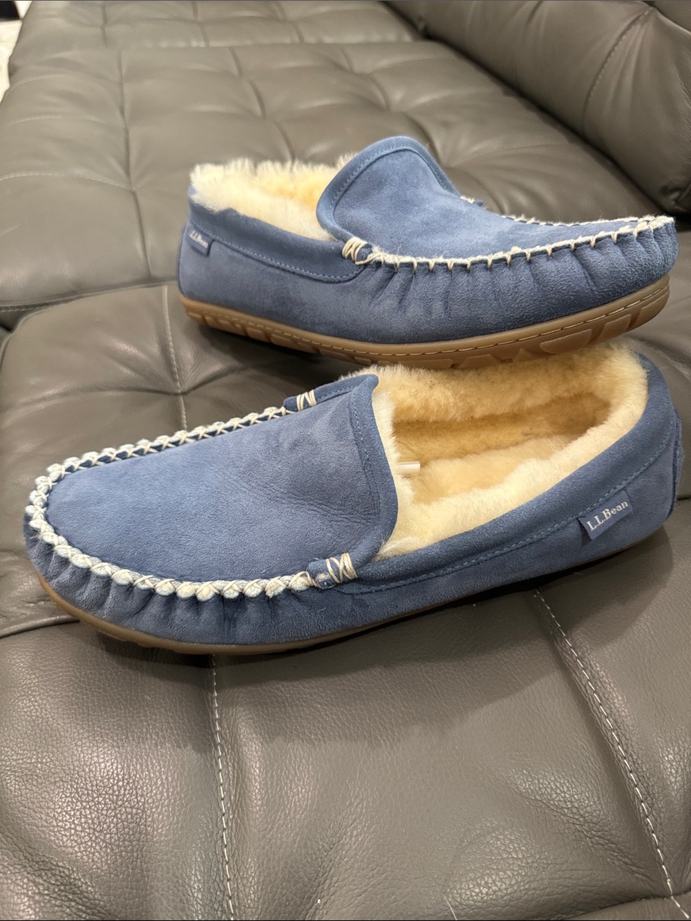 L.L. Bean Wicked Good Light Blue Suede Shearling-Lined Moccasins Slippers lamb